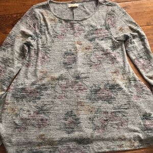 Cupio small gray floral shirt
